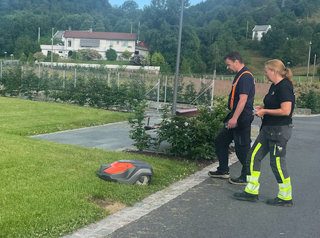 Robotklippere på gravgårder