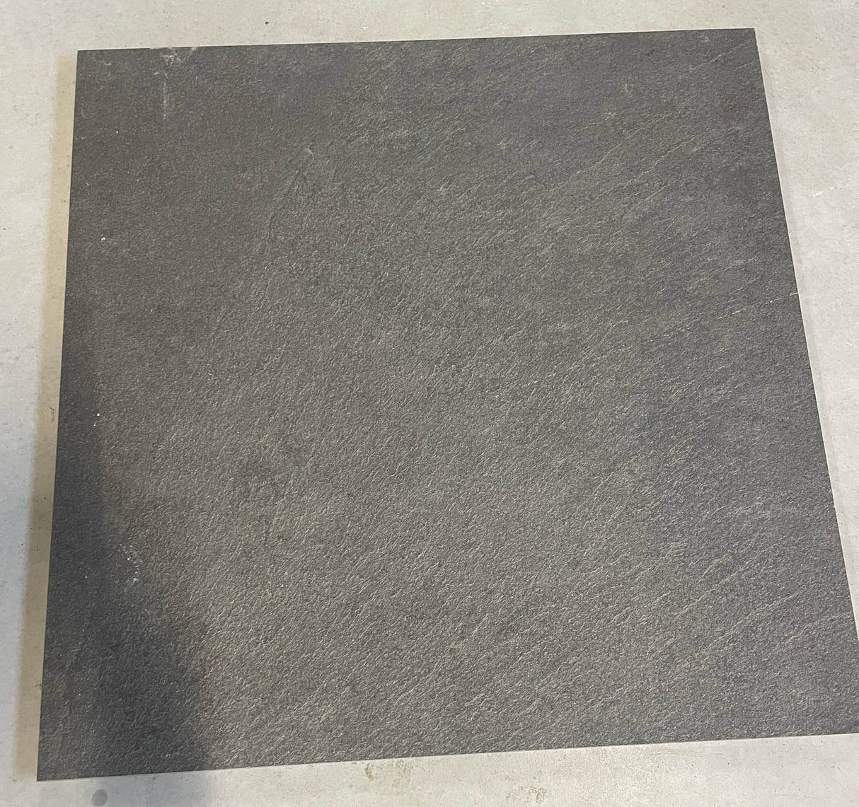 ROCK GRIS PORSELEN FLIS (60x60)