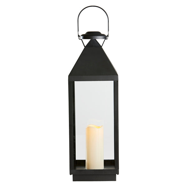 Lanterne med led lys. Lanterne størrelse 19,5x19,5x60cm. IP44. Bruker 2XAA batterier. Størrelse lys Ø7,5x12,5cm.
Med timer: 8/16