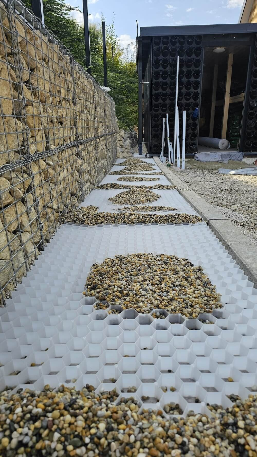 BERA Gravel Fix Pro grusarmeringsmatte | Grå og hvit