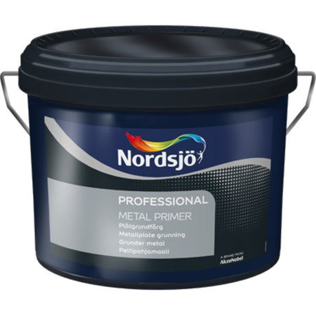 Professional Metal Primer er en rustbeskyttenden grunning for stål og støpejern både inn- og utendørs som gir god vedheft. image
