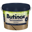 Butinox Terrassebeis fremhever og bevarer treverkets naturlige struktur med et transparent klart eller innfarget utseende. Butinox Terrassebeis er robust og fargebestandig med opptil 3 års holdbarhet. Butinox Terrassebeis har gode penetrerende og vannavvisende egenskaper og beskytter mot sprekkdannelser, lysnedbryting og fukt, samt svertesopp og grønske. En nybeiset terrasse gir et velholdt og moderne uttrykk. Kombiner gjerne flere farger for å skape kontraster og et personlig uttrykk på detaljer eller t...