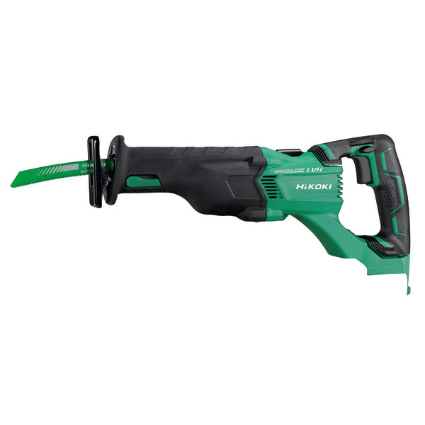 Rask og effektiv bajonettsag med sterk børsteløs motor som gir lengre brukstid pr lading, lengre levetid og mindre vedlikehold. LVH (Low Vibration Handle) - gummiert vibrasjonsdempet bakre håndtak for komfortabel bruk. Auto-mode for automatisk hastighetsregulering i forhold til arbeidsbelastning (1.600/min - 2.500/min og lavere vibrasjons- og lydnivå. 3-trinns elektronisk hastighetsregulering (1.600 / 2.300 / 2.500/min). Stor, praktisk opphengskrok. Kraftig integrert LED-lys. Vendbart blad 180° og verktø...