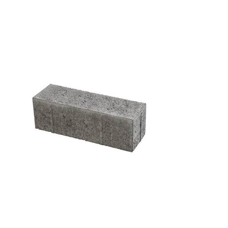 Stavhelle Grå er en rektangulør helle/belegningsstein som med sin form gir mulighet for mange spennende leggemønster. Kombineres ofte med Stavhelle koks eller gangbanehell serien. Dim 300x100x100mm image