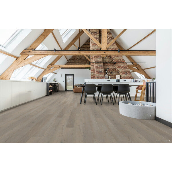 OBS! Viktig informasjon
Det nye klikk-systemet på våre gulvmodeller er ikke kompatibelt med eldre XL-END modeller. 