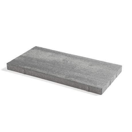 Helle Stretto Roma er en grå/koks flammet helle med en fin slett overflate. Den er impregnert som gjør at den er mer vedlikeholdsvennlig, med sin 6 cm tykkelse er den kjørbar for personbil. Dimensjon 60x30x6cm. Kan benyttes alene eller kombineres med dim 60x60x6cm image