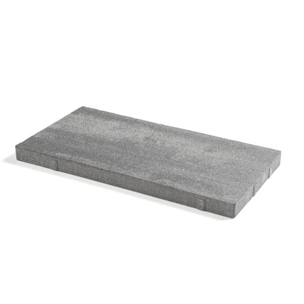 Helle Stretto Roma er en grå/koks flammet helle med en fin slett overflate. Den er impregnert som gjør at den er mer vedlikeholdsvennlig, med sin 6 cm tykkelse er den kjørbar for personbil. Dimensjon 60x30x6cm. Kan benyttes alene eller kombineres med dim 60x60x6cm image