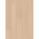 Utforsk XL-END for et robust korkgulv som bringer naturens ro inn i ditt hjem. Hvert element er nøye utvalgt for sin skjønnhet, perfekt for de som setter pris på skandinavisk design og jordnære toner. Med muligheten til å dekke over 400 m2 uten behov for akklimatisering, og med korkunderlag inkludert, garanterer Naturals dempet akustikk og ekstra komfort. Det er 100% vanntett, noe som gjør det sik 