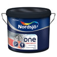 Nordsjø One Transparent er en selvrensende, halvmatt beis som fremhever treets struktur, gir ekstra god beskyttelse mot vær og vind, og resultatet blir en enestående flott finish. Vannavvisende og inneholder et UF-filter som forebygger oppsprekking av treverket. image